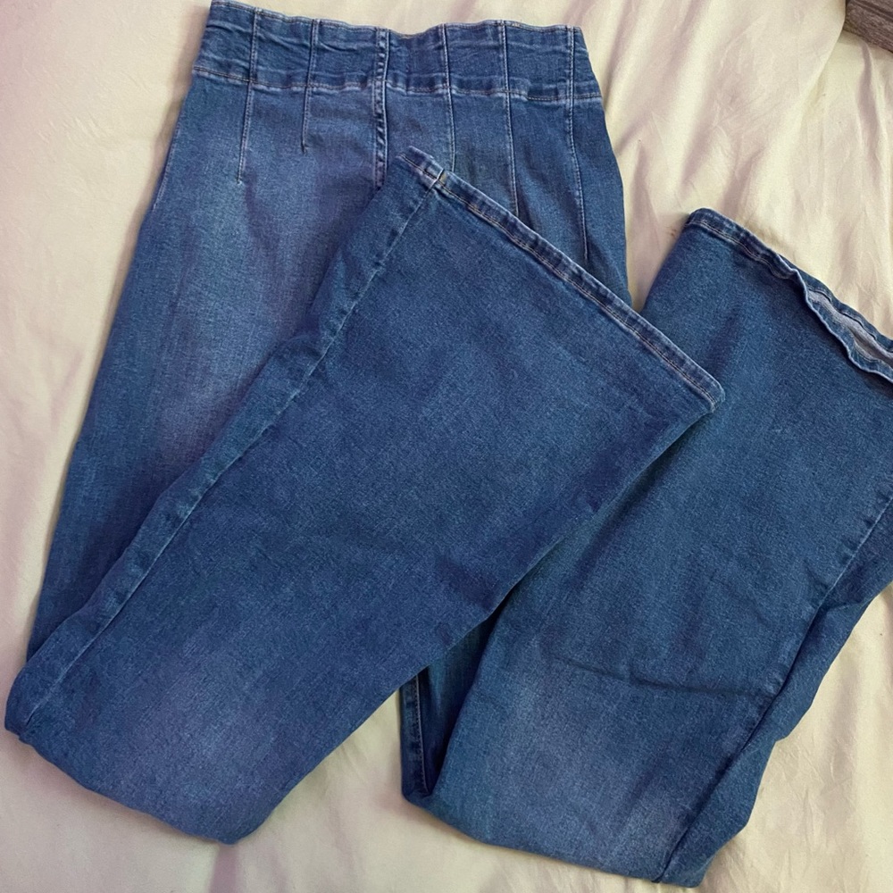 jeans - Picture 2 of 3